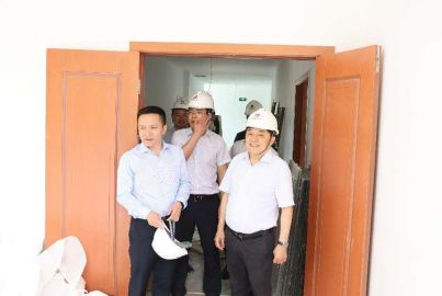 四川路桥党委委员、监事会主席马青云一行到 蜀能矿产调研指导工作