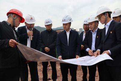 先平调研指导蜀能矿产磷酸铁锂新材料项目建设工作
