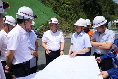 蜀道矿业集团党委书记、董事长耿立才赴蜀能矿产三号矿山调研